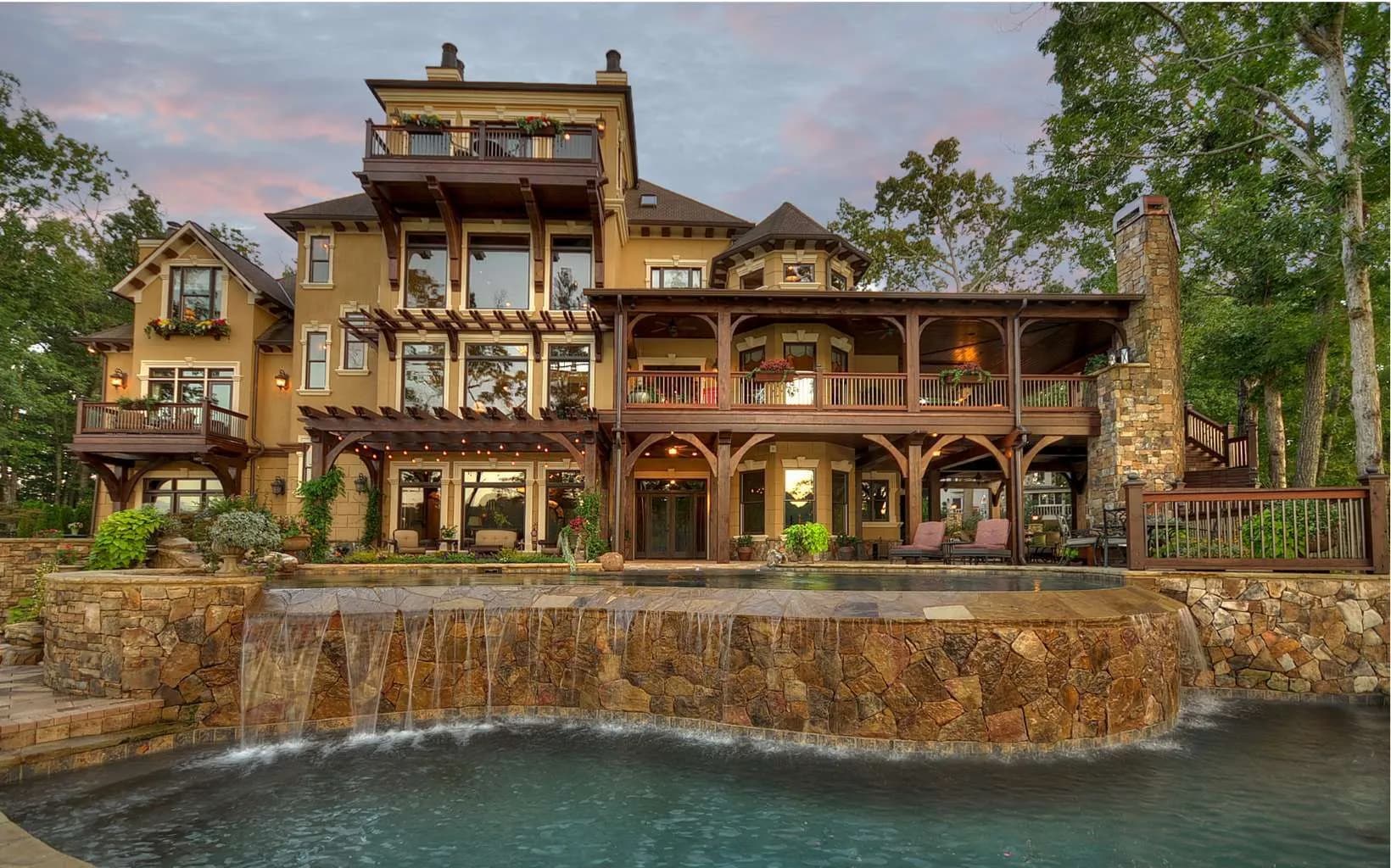 Luxury Lakefront Single Family Home with Pool and Entertainment Spaces