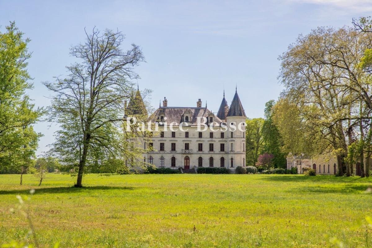 19th Century Château Set Within A 320 Hectare Estate